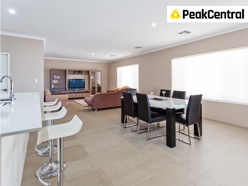 21 Pinelle Pwy, Aubin Grove WA 6164