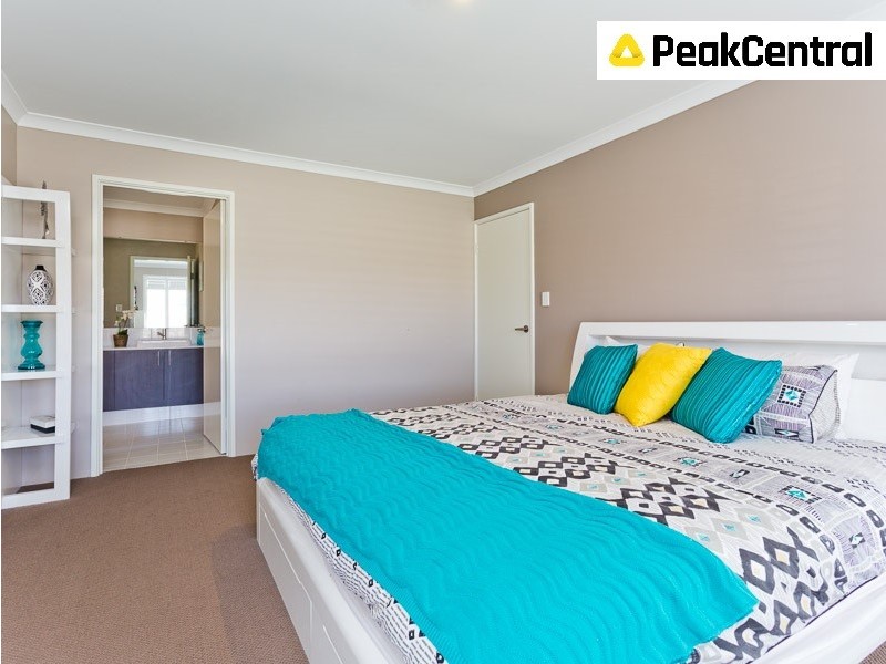 21 Pinelle Pwy, Aubin Grove WA 6164