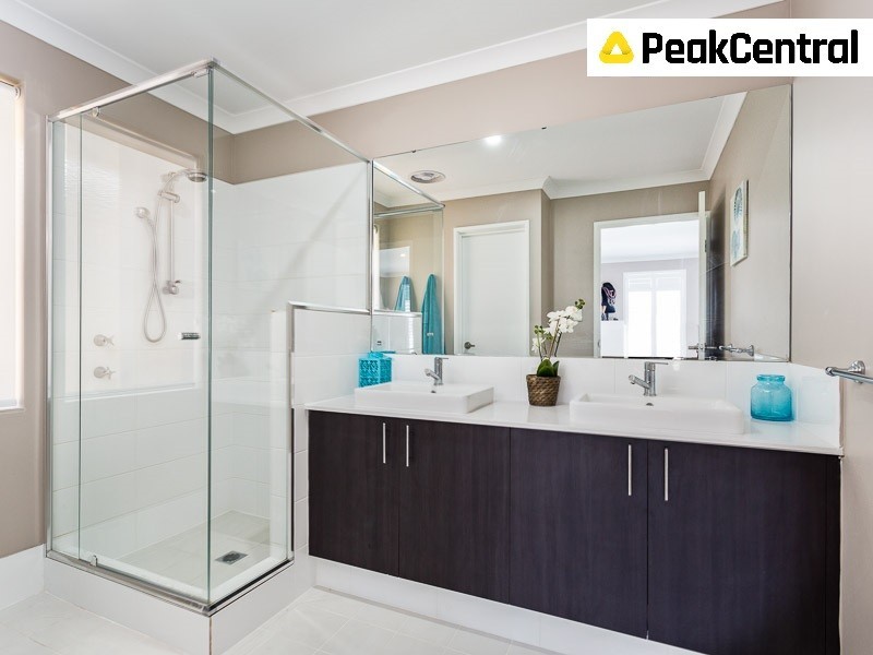 21 Pinelle Pwy, Aubin Grove WA 6164