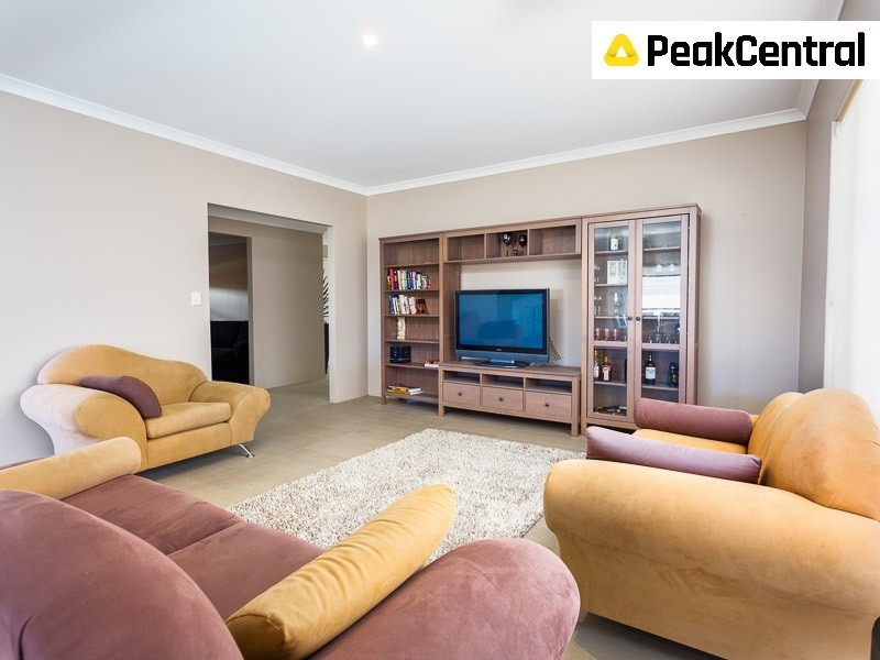 21 Pinelle Pwy, Aubin Grove WA 6164