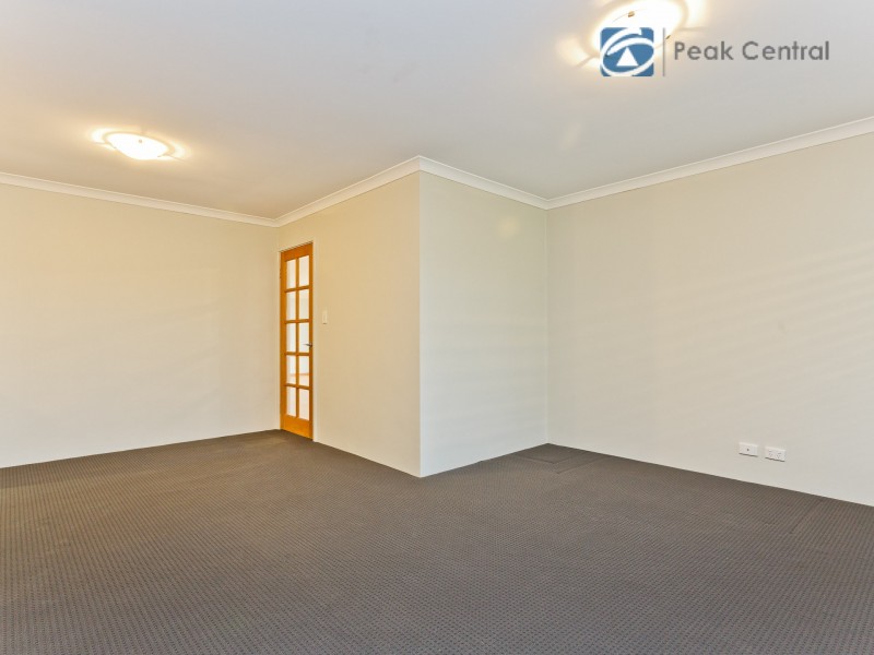 107 Baningan Ave, Success WA 6164