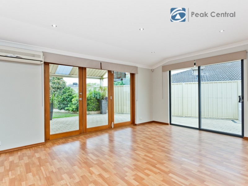 107 Baningan Ave, Success WA 6164