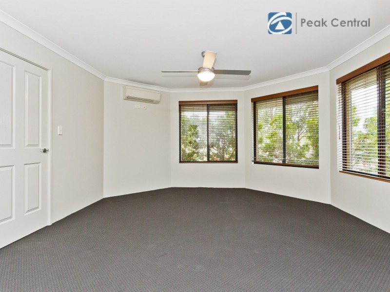 107 Baningan Ave, Success WA 6164