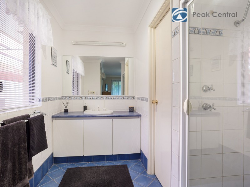 3 Lakehurst Way, Atwell WA 6164