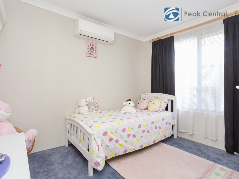 3 Lakehurst Way, Atwell WA 6164