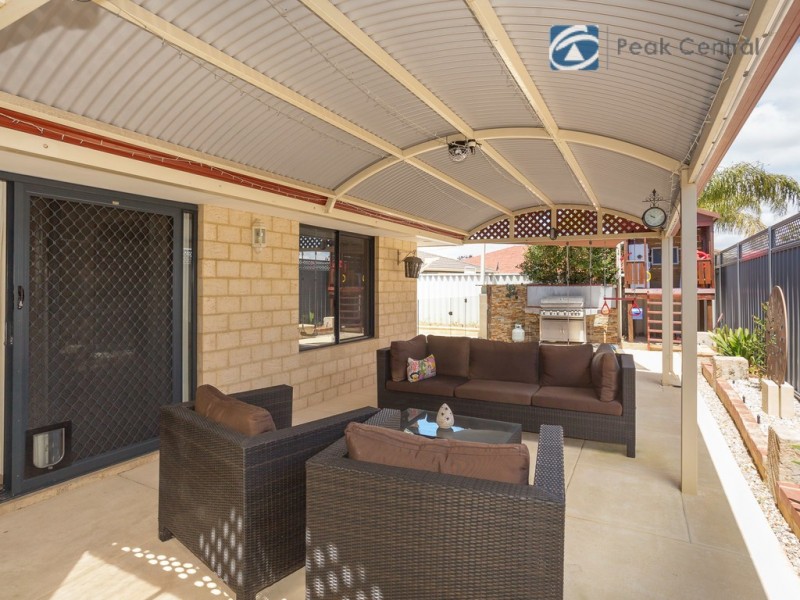 3 Lakehurst Way, Atwell WA 6164