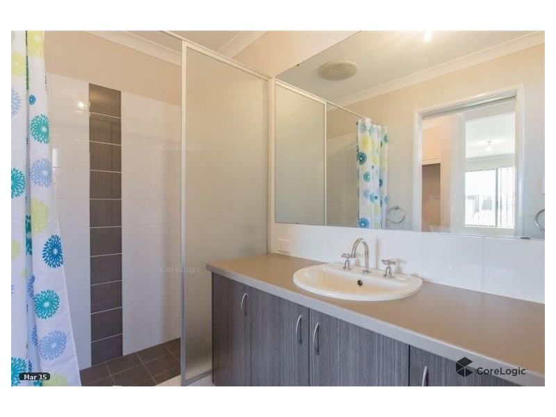15 Shaftesbury Way, Wellard WA 6170