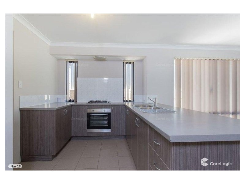 15 Shaftesbury Way, Wellard WA 6170