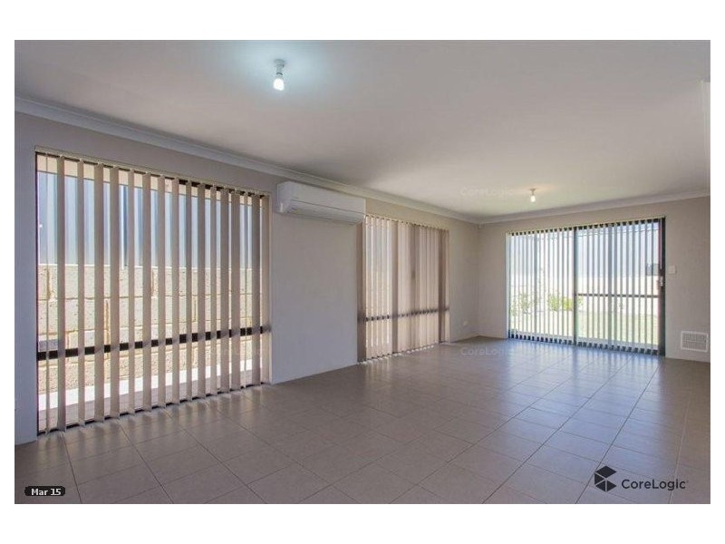 15 Shaftesbury Way, Wellard WA 6170