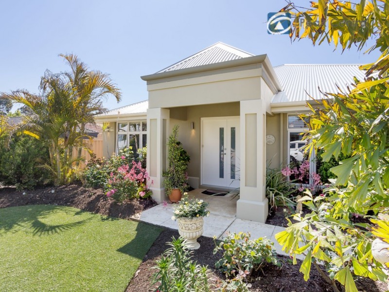3 Chimera Terrace, Atwell WA 6164