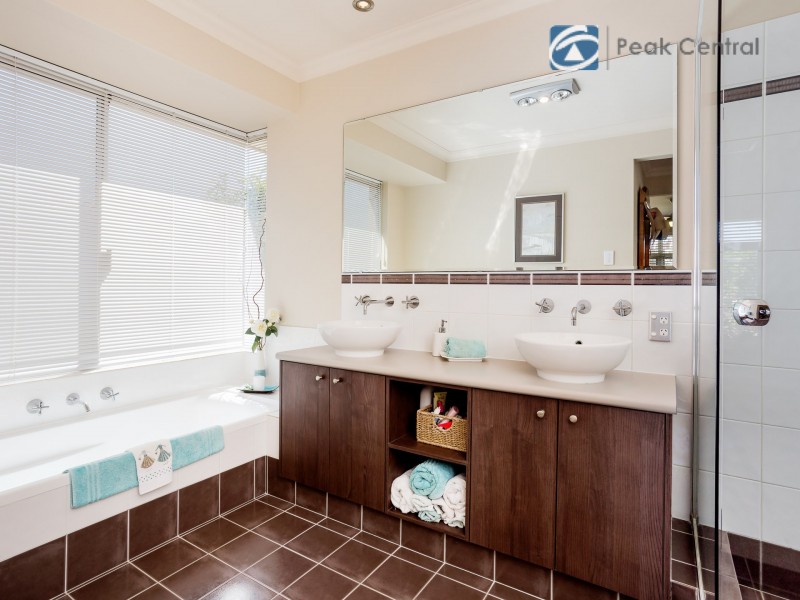 3 Chimera Terrace, Atwell WA 6164