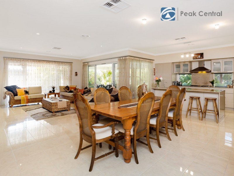 3 Chimera Terrace, Atwell WA 6164