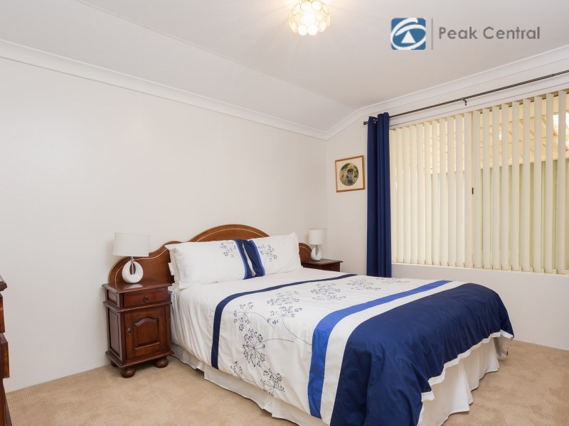 32 Folland Parade, Atwell WA 6164