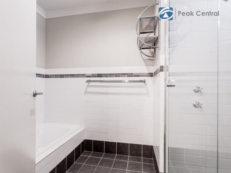 35 Caterpillar Road, Success WA 6164