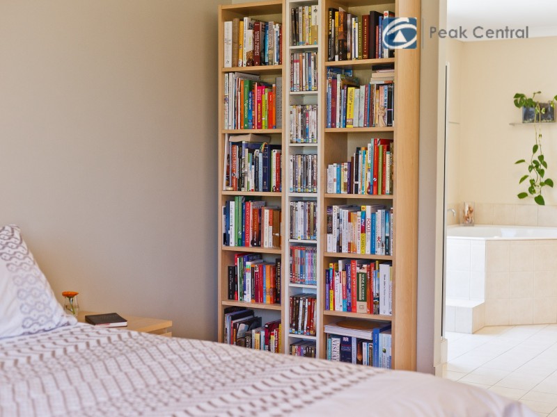 4 Cressida Parkway, Success WA 6164