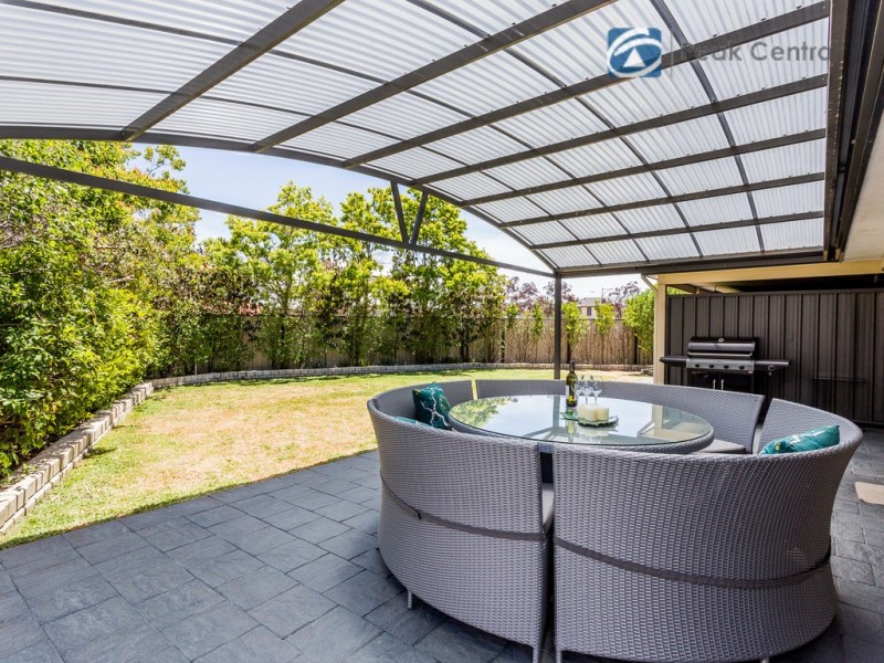 4 Cressida Parkway, Success WA 6164