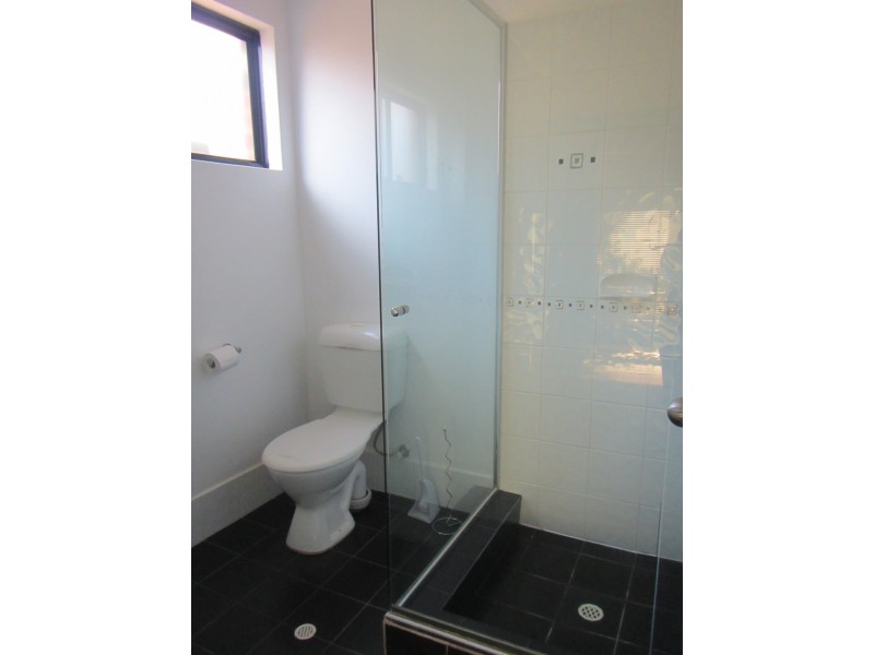 7 Barfield Road, Hammond Park WA 6164