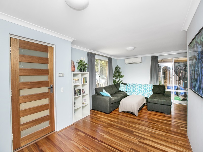 14 Tuart Place, Yangebup WA 6164