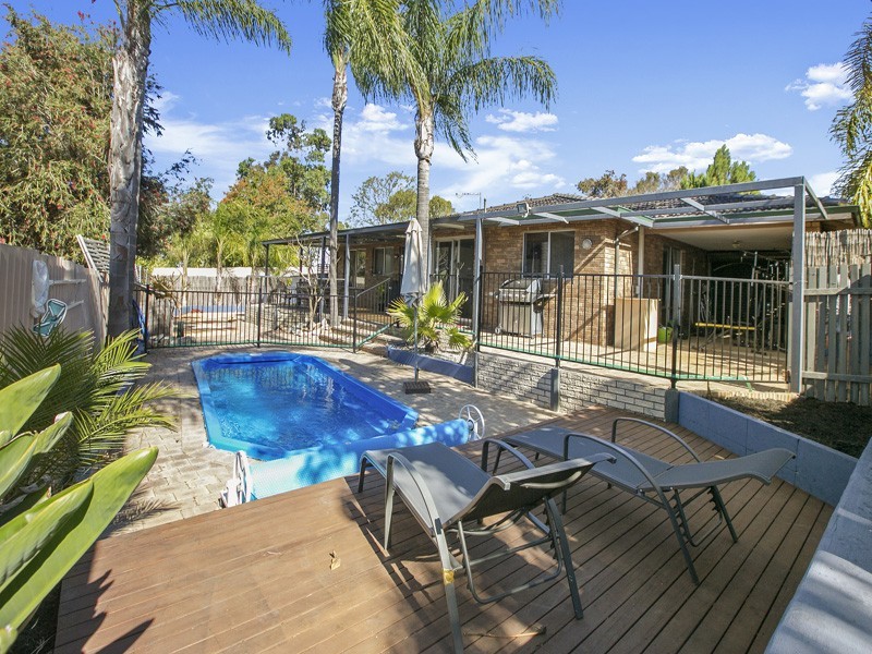 14 Tuart Place, Yangebup WA 6164