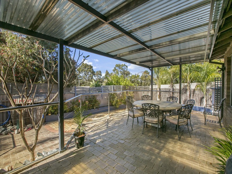 14 Tuart Place, Yangebup WA 6164