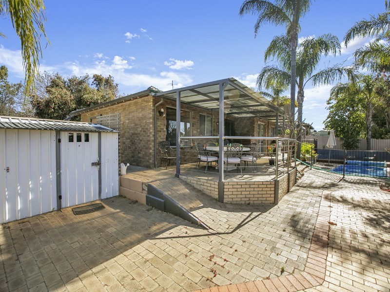14 Tuart Place, Yangebup WA 6164