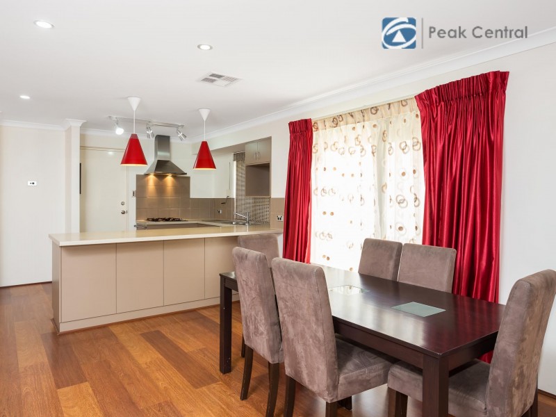 3 Jacksonia Promenade, Success WA 6164