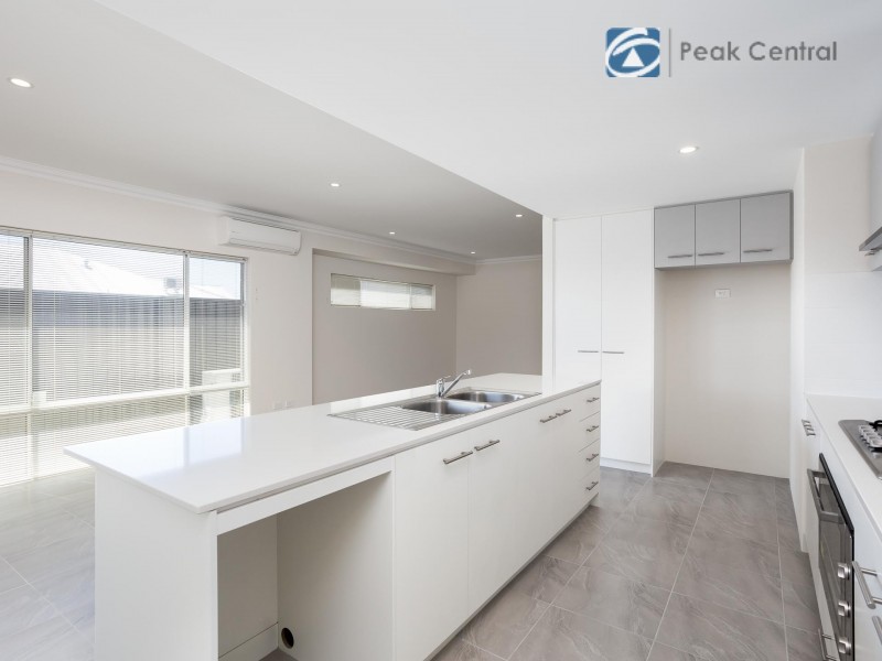 72 Sunstone Blvd, Banjup WA 6164