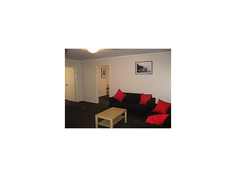 Rm 3, 41 Davies Crescent, Kardinya WA 6163