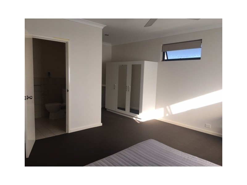 49a Dumond St – Room only, Bentley WA 6102
