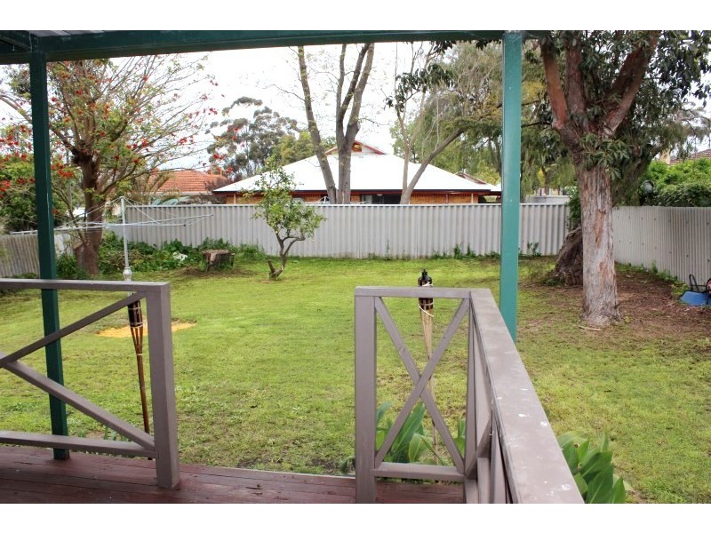 10 Sharman Street, Medina WA 6167