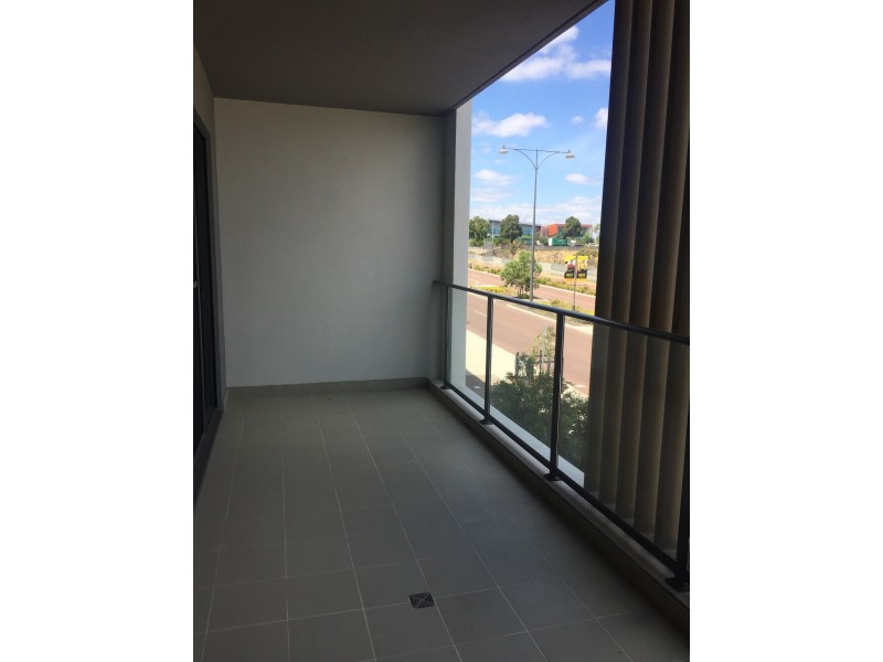 65/16 Midgegooroo Avenue, Cockburn Central WA 6164