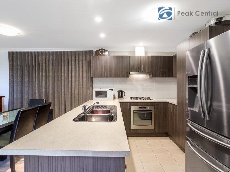 18 Fertito Entrance, Success WA 6164