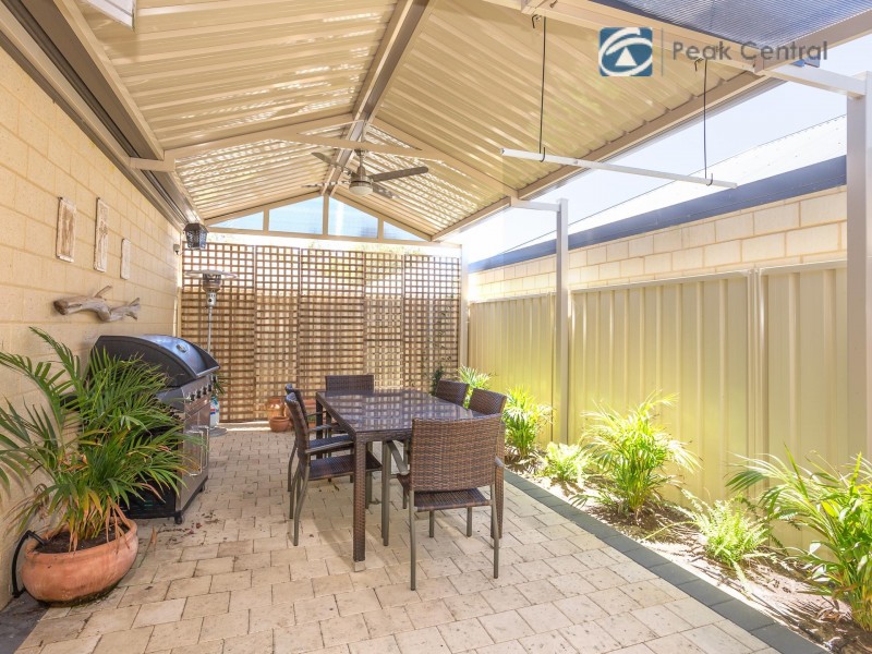 18 Fertito Entrance, Success WA 6164