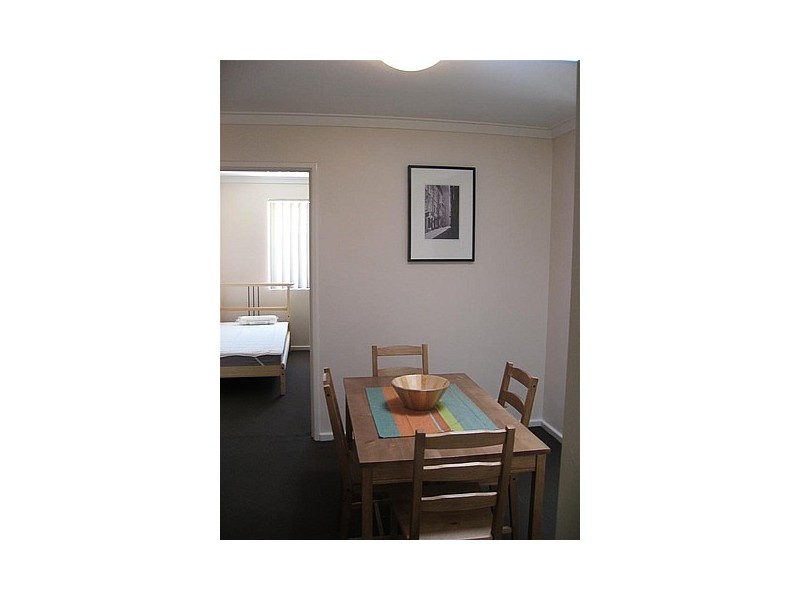 41, Room 3 Davies Crescent, Kardinya WA 6163