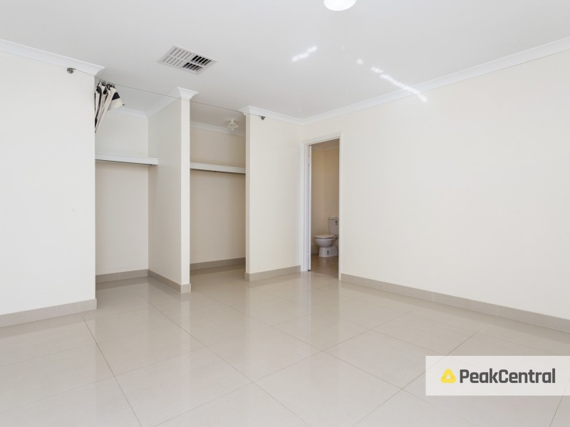 41 McCubbin Loop, Seville Grove WA 6112