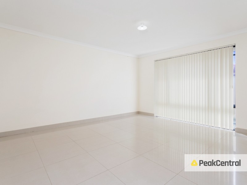 41 McCubbin Loop, Seville Grove WA 6112