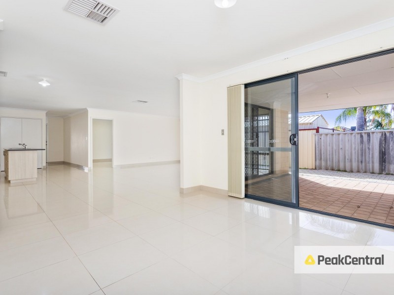 41 McCubbin Loop, Seville Grove WA 6112