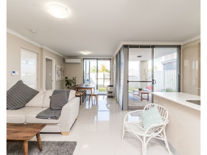 1/210 Kooyong Road, Rivervale WA 6103