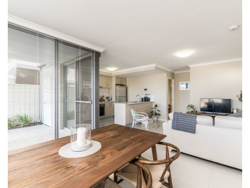 1/210 Kooyong Road, Rivervale WA 6103