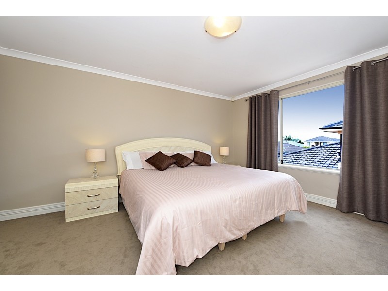 66 Beaumont Parkway, Success WA 6164