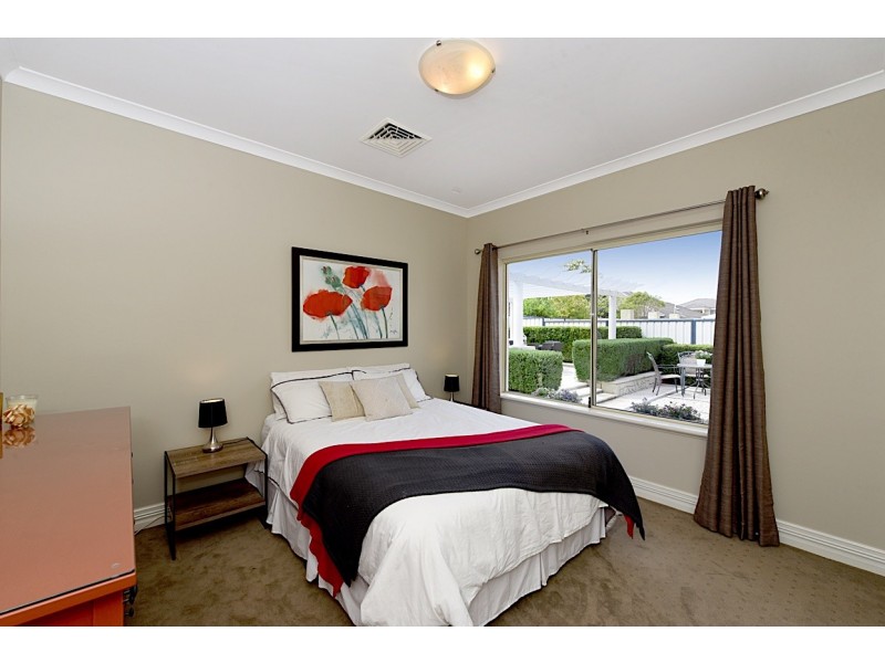 66 Beaumont Parkway, Success WA 6164