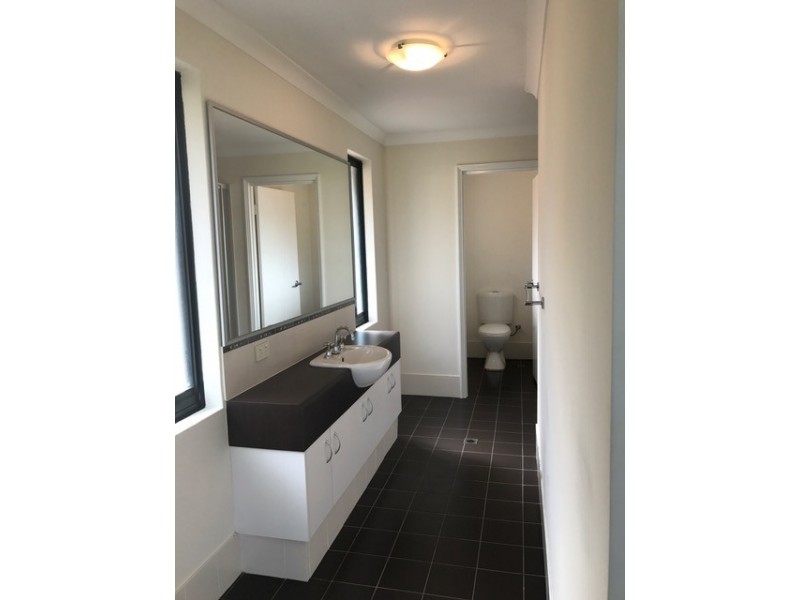 3C Bondi Way, Aubin Grove WA 6164