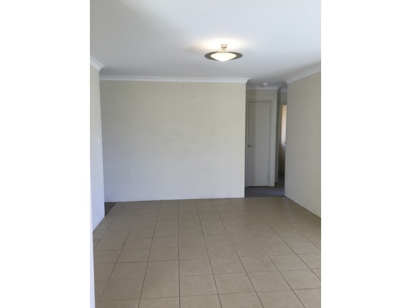 8 Ostling Ave, Bertram WA 6167