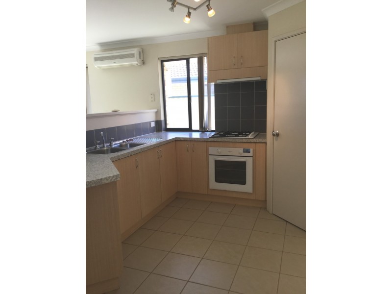 8 Ostling Ave, Bertram WA 6167