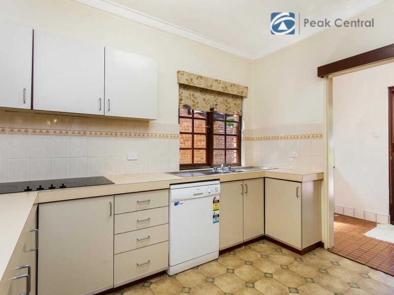 1/17 Dee Road, Applecross WA 6153