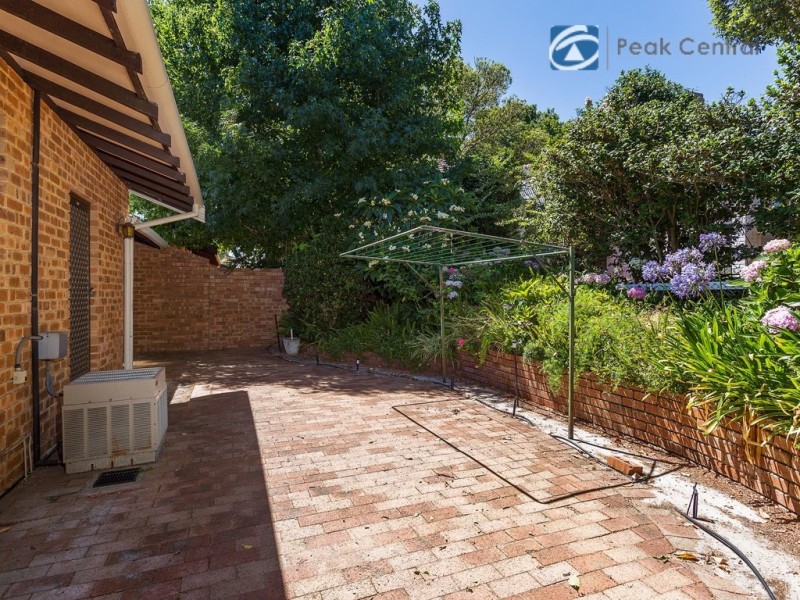 1/17 Dee Road, Applecross WA 6153