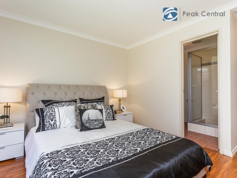 43 Paperbark Lane, Atwell WA 6164