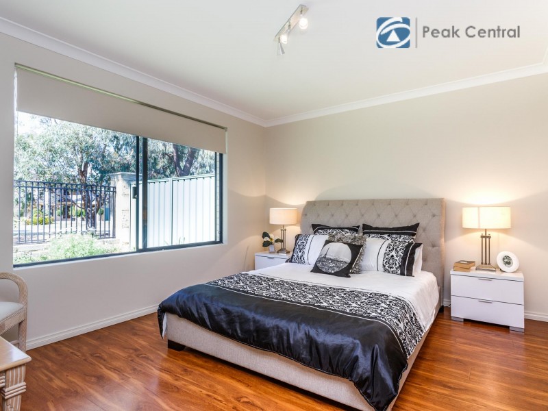 43 Paperbark Lane, Atwell WA 6164