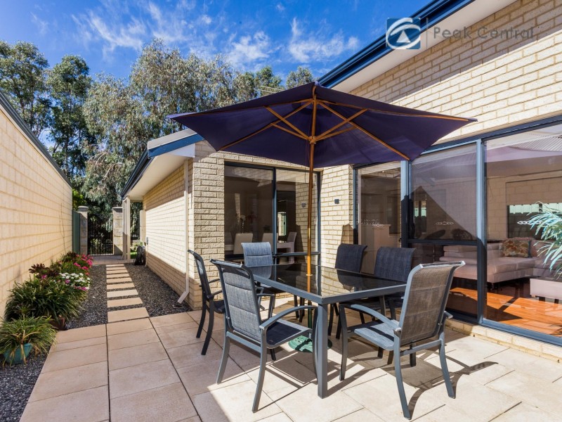 43 Paperbark Lane, Atwell WA 6164