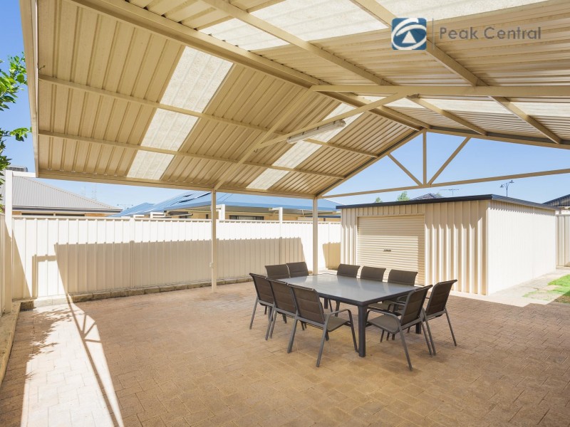 20 Swallowtail Avenue, Success WA 6164